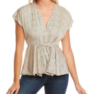 Sachin + Babi Short Sleeve Graham Women's Top, Cream Polka Dot Jacquard, Sz M